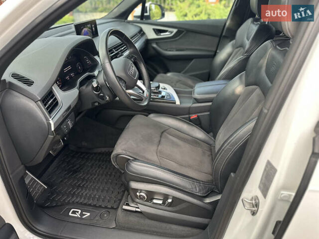 Білий Ауді Ку 7, об'ємом двигуна 2.97 л та пробігом 121 тис. км за 53700 $, фото 15 на Automoto.ua