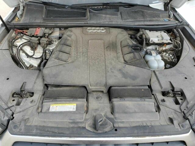 Белый Ауди Ку 7, объемом двигателя 3 л и пробегом 136 тыс. км за 6900 $, фото 10 на Automoto.ua