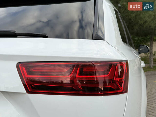 Белый Ауди Ку 7, объемом двигателя 3 л и пробегом 108 тыс. км за 31700 $, фото 22 на Automoto.ua