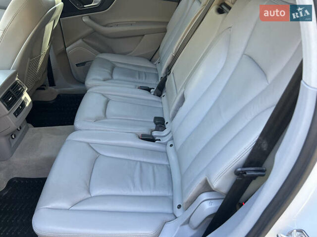 Білий Ауді Ку 7, об'ємом двигуна 3 л та пробігом 104 тис. км за 28500 $, фото 61 на Automoto.ua