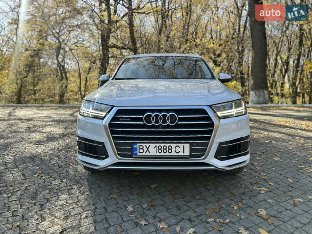 Білий Ауді Ку 7, об'ємом двигуна 3 л та пробігом 104 тис. км за 28500 $, фото 7 на Automoto.ua