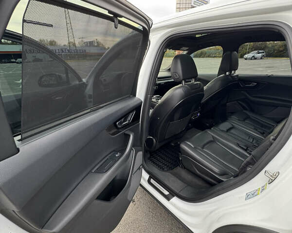 Белый Ауди Ку 7, объемом двигателя 3 л и пробегом 185 тыс. км за 33000 $, фото 10 на Automoto.ua