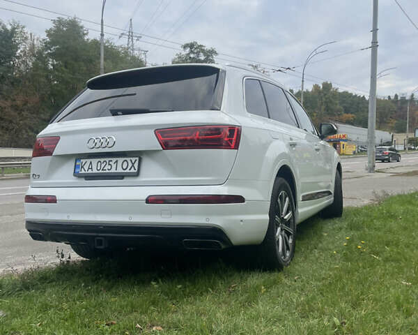 Белый Ауди Ку 7, объемом двигателя 3 л и пробегом 119 тыс. км за 37000 $, фото 6 на Automoto.ua