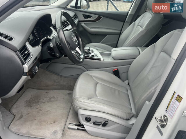 Белый Ауди Ку 7, объемом двигателя 2 л и пробегом 102 тыс. км за 26999 $, фото 19 на Automoto.ua
