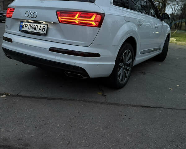 Білий Ауді Ку 7, об'ємом двигуна 1.98 л та пробігом 95 тис. км за 36000 $, фото 10 на Automoto.ua