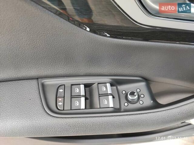 Белый Ауди Ку 7, объемом двигателя 2 л и пробегом 96 тыс. км за 44000 $, фото 13 на Automoto.ua