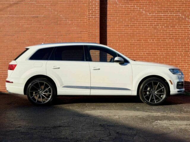 Білий Ауді Ку 7, об'ємом двигуна 3 л та пробігом 37 тис. км за 15900 $, фото 3 на Automoto.ua