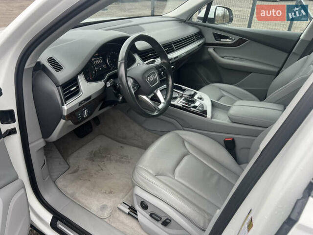 Белый Ауди Ку 7, объемом двигателя 2 л и пробегом 102 тыс. км за 26999 $, фото 9 на Automoto.ua