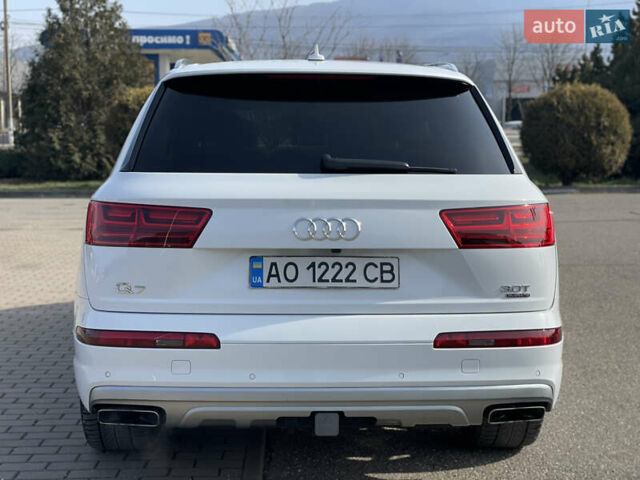 Белый Ауди Ку 7, объемом двигателя 3 л и пробегом 140 тыс. км за 33500 $, фото 7 на Automoto.ua