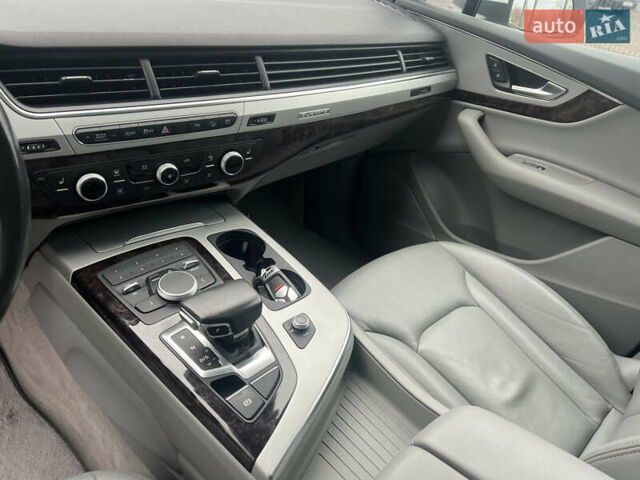 Белый Ауди Ку 7, объемом двигателя 2 л и пробегом 102 тыс. км за 26999 $, фото 21 на Automoto.ua