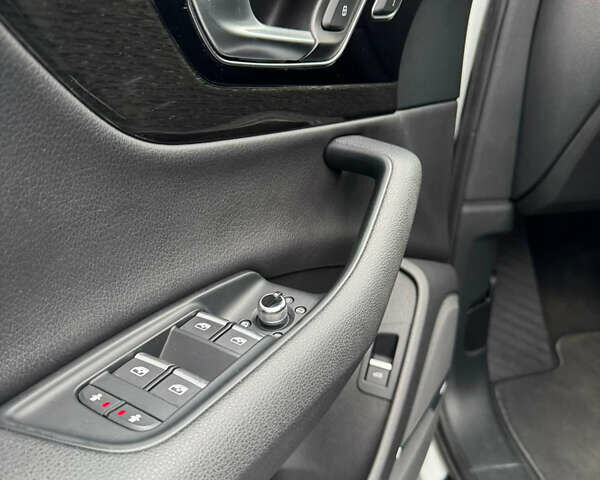 Белый Ауди Ку 7, объемом двигателя 3 л и пробегом 87 тыс. км за 32500 $, фото 21 на Automoto.ua