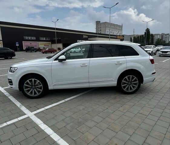 Білий Ауді Ку 7, об'ємом двигуна 3 л та пробігом 110 тис. км за 35000 $, фото 4 на Automoto.ua