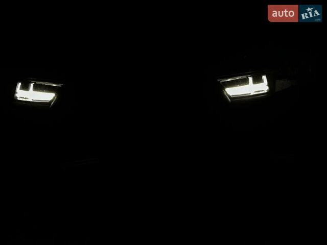 Білий Ауді Ку 7, об'ємом двигуна 2.97 л та пробігом 121 тис. км за 53700 $, фото 28 на Automoto.ua