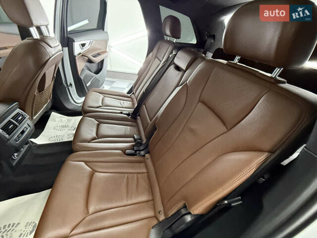 Белый Ауди Ку 7, объемом двигателя 2 л и пробегом 136 тыс. км за 25999 $, фото 46 на Automoto.ua