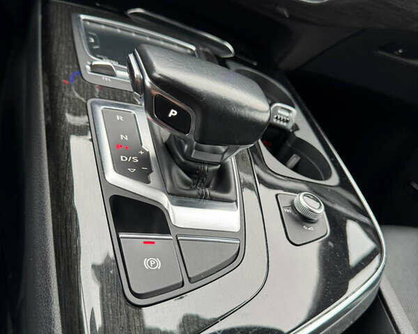 Белый Ауди Ку 7, объемом двигателя 3 л и пробегом 87 тыс. км за 32500 $, фото 28 на Automoto.ua