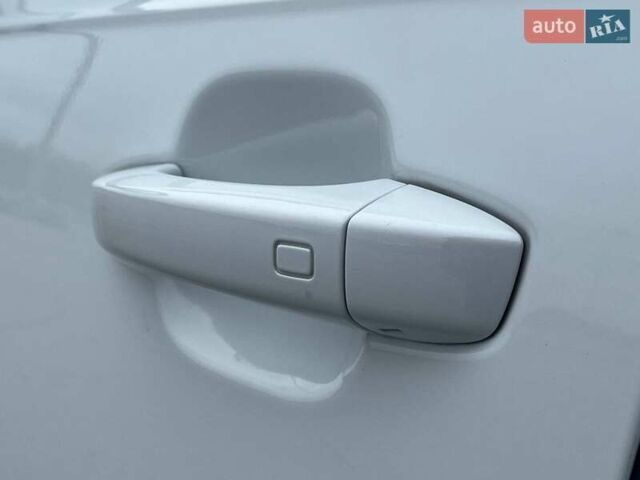 Белый Ауди Ку 7, объемом двигателя 3 л и пробегом 105 тыс. км за 31990 $, фото 9 на Automoto.ua