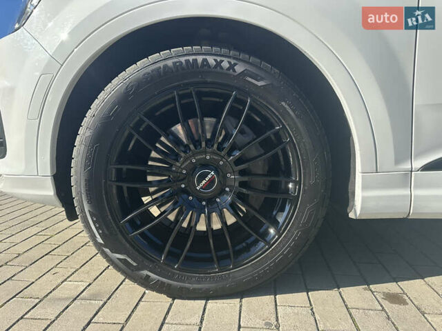 Белый Ауди Ку 7, объемом двигателя 3 л и пробегом 145 тыс. км за 31500 $, фото 14 на Automoto.ua