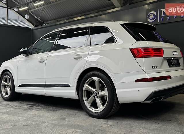 Ауді Ку 7 2018 у Києві на Automoto.ua Білий Ауді Ку 7, об'ємом двигуна 3 л та пробігом 132 тис. км за 57000 $, фото 8 на Automoto.ua
