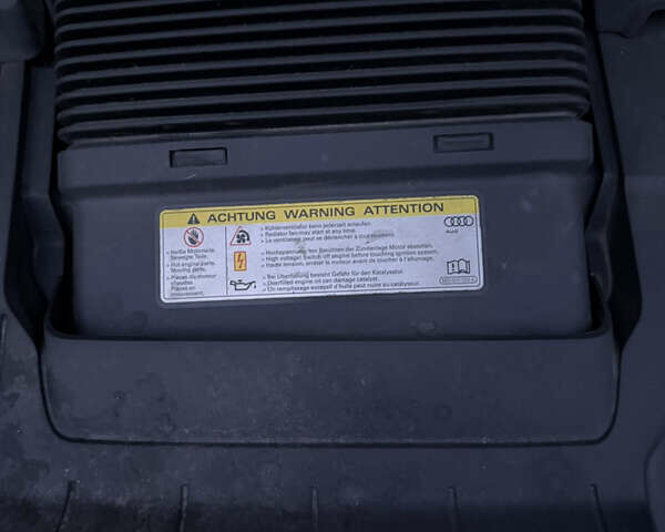 Білий Ауді Ку 7, об'ємом двигуна 1.98 л та пробігом 95 тис. км за 36000 $, фото 31 на Automoto.ua