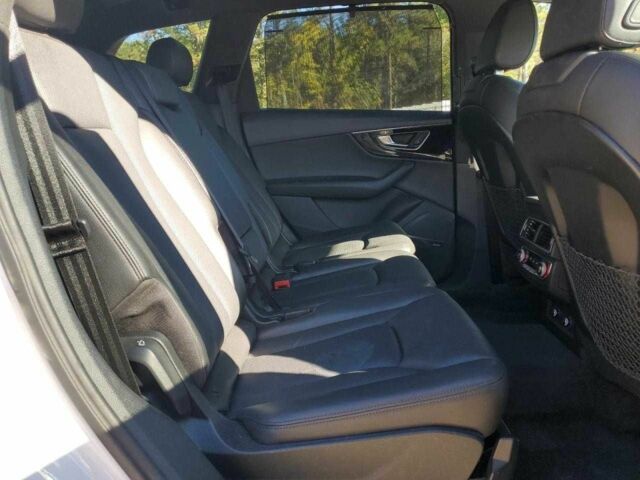 Білий Ауді Ку 7, об'ємом двигуна 3 л та пробігом 150 тис. км за 6900 $, фото 10 на Automoto.ua