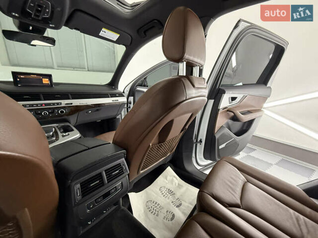 Белый Ауди Ку 7, объемом двигателя 2 л и пробегом 136 тыс. км за 25999 $, фото 53 на Automoto.ua