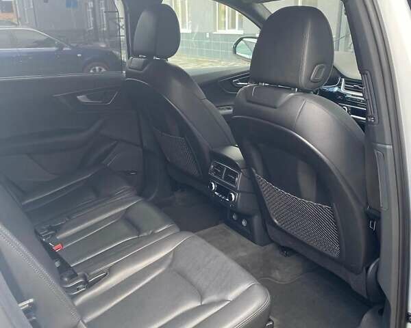 Білий Ауді Ку 7, об'ємом двигуна 3 л та пробігом 162 тис. км за 32500 $, фото 1 на Automoto.ua