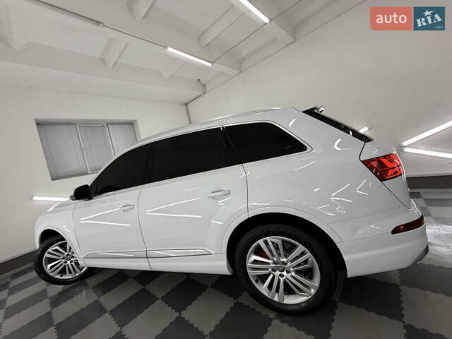 Белый Ауди Ку 7, объемом двигателя 2 л и пробегом 136 тыс. км за 25999 $, фото 15 на Automoto.ua