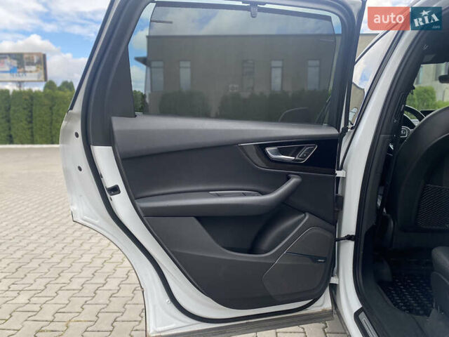 Белый Ауди Ку 7, объемом двигателя 3 л и пробегом 112 тыс. км за 35000 $, фото 28 на Automoto.ua