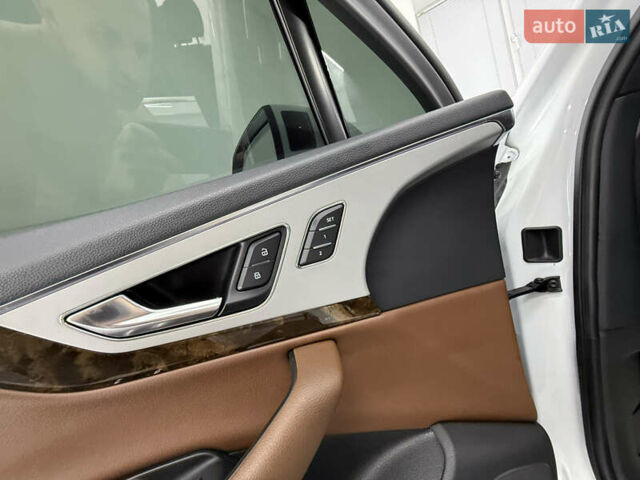 Белый Ауди Ку 7, объемом двигателя 2 л и пробегом 136 тыс. км за 25999 $, фото 33 на Automoto.ua