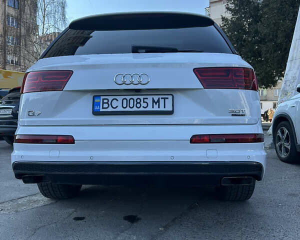 Белый Ауди Ку 7, объемом двигателя 3 л и пробегом 123 тыс. км за 37000 $, фото 5 на Automoto.ua