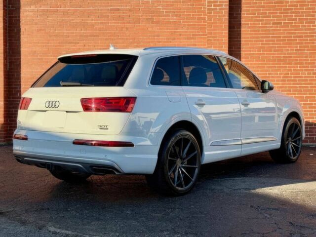 Білий Ауді Ку 7, об'ємом двигуна 3 л та пробігом 37 тис. км за 15900 $, фото 5 на Automoto.ua