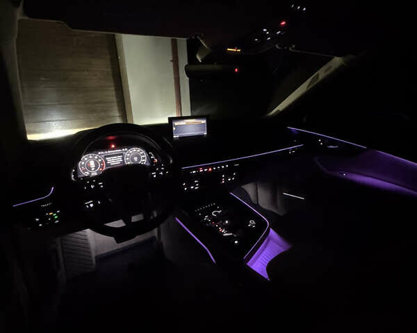 Белый Ауди Ку 7, объемом двигателя 3 л и пробегом 180 тыс. км за 38999 $, фото 15 на Automoto.ua