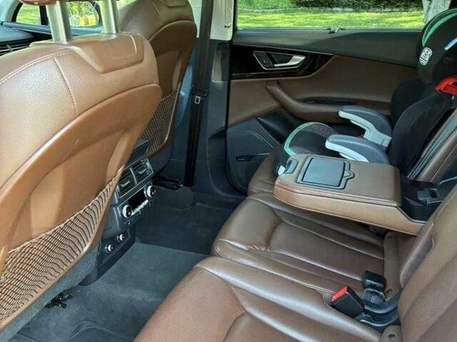 Ауді Ку 7 2018 у Києві на Automoto.ua Білий Ауді Ку 7, об'ємом двигуна 3 л та пробігом 193 тис. км за 18700 $, фото 4 на Automoto.ua