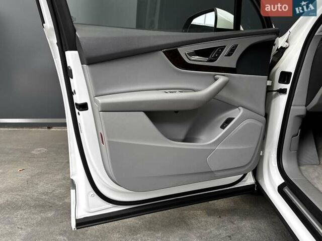 Белый Ауди Ку 7, объемом двигателя 1.98 л и пробегом 102 тыс. км за 29900 $, фото 46 на Automoto.ua