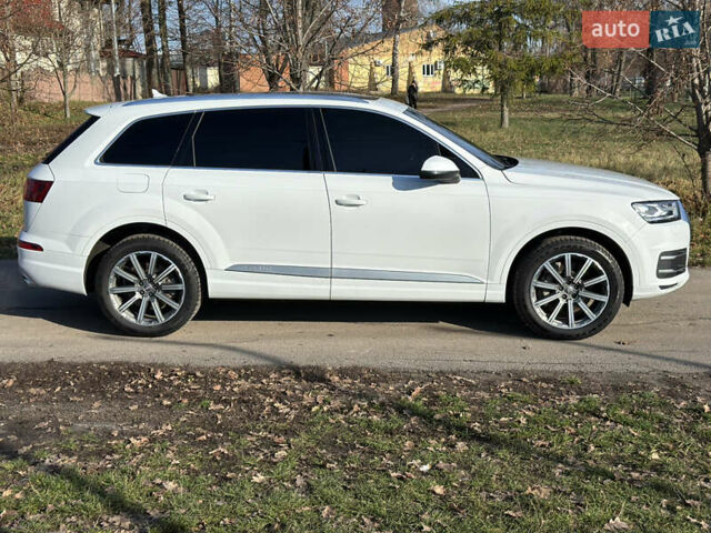 Білий Ауді Ку 7, об'ємом двигуна 2 л та пробігом 106 тис. км за 29500 $, фото 3 на Automoto.ua