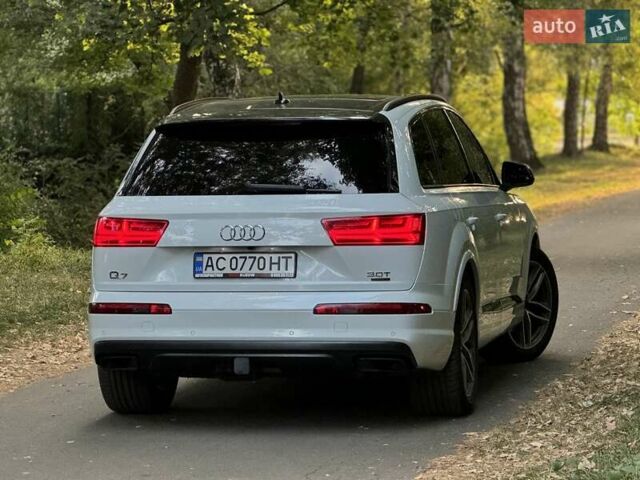 Белый Ауди Ку 7, объемом двигателя 3 л и пробегом 158 тыс. км за 38000 $, фото 3 на Automoto.ua