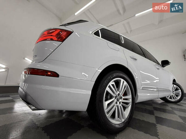 Білий Ауді Ку 7, об'ємом двигуна 2 л та пробігом 135 тис. км за 26999 $, фото 97 на Automoto.ua