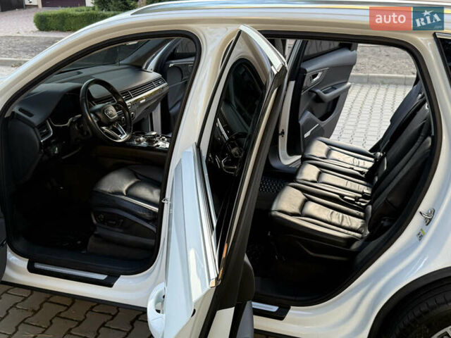 Белый Ауди Ку 7, объемом двигателя 3 л и пробегом 108 тыс. км за 29900 $, фото 76 на Automoto.ua