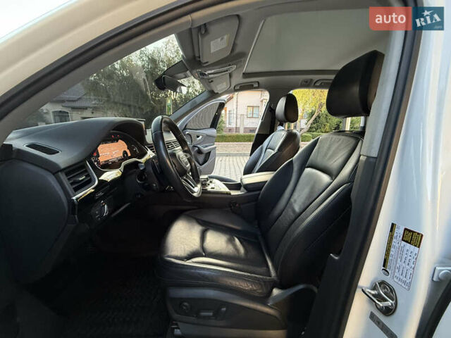 Белый Ауди Ку 7, объемом двигателя 3 л и пробегом 108 тыс. км за 31700 $, фото 89 на Automoto.ua