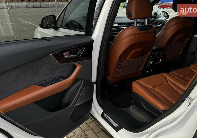 Ауди Ку 7 2018 в Тернополе на Automoto.ua Белый Ауди Ку 7, объемом двигателя 3 л и пробегом 151 тыс. км за 40900 $, фото 45 на Automoto.ua