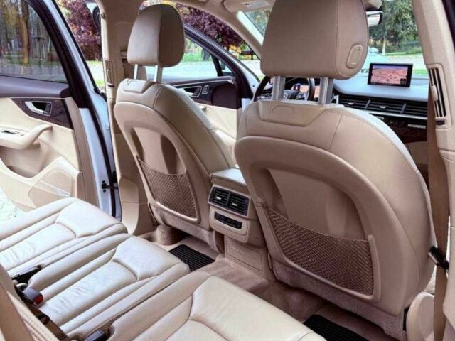 Білий Ауді Ку 7, об'ємом двигуна 3 л та пробігом 132 тис. км за 16800 $, фото 14 на Automoto.ua