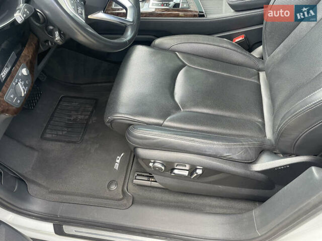 Білий Ауді Ку 7, об'ємом двигуна 3 л та пробігом 110 тис. км за 38500 $, фото 34 на Automoto.ua