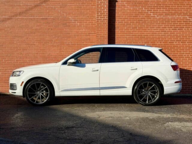 Білий Ауді Ку 7, об'ємом двигуна 3 л та пробігом 37 тис. км за 15900 $, фото 4 на Automoto.ua