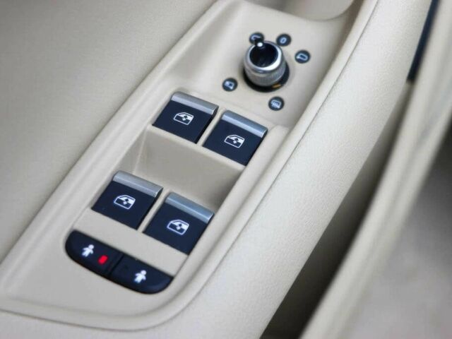 Ауді Ку 7 2018 у Тернополі на Automoto.ua Білий Ауді Ку 7, об'ємом двигуна 3 л та пробігом 34 тис. км за 14500 $, фото 16 на Automoto.ua