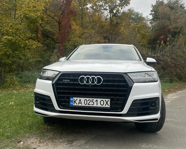 Белый Ауди Ку 7, объемом двигателя 3 л и пробегом 119 тыс. км за 37000 $, фото 2 на Automoto.ua