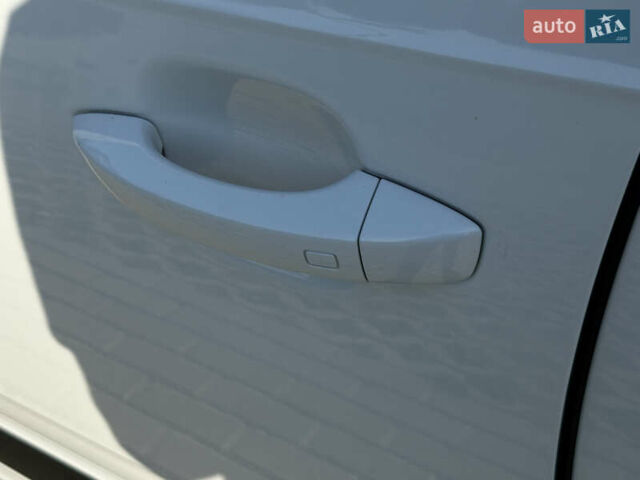 Білий Ауді Ку 7, об'ємом двигуна 3 л та пробігом 140 тис. км за 30999 $, фото 32 на Automoto.ua