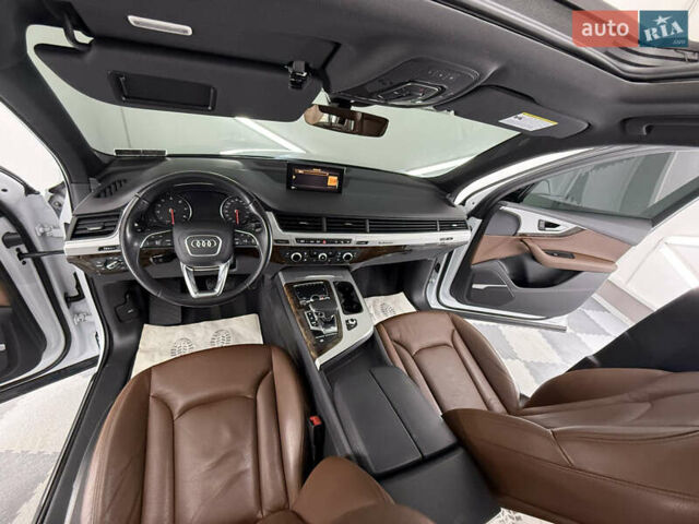 Белый Ауди Ку 7, объемом двигателя 2 л и пробегом 136 тыс. км за 25999 $, фото 52 на Automoto.ua