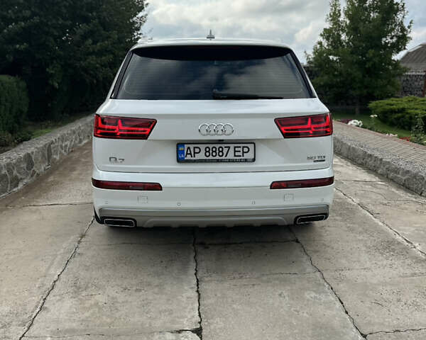 Білий Ауді Ку 7, об'ємом двигуна 2.97 л та пробігом 121 тис. км за 53700 $, фото 5 на Automoto.ua