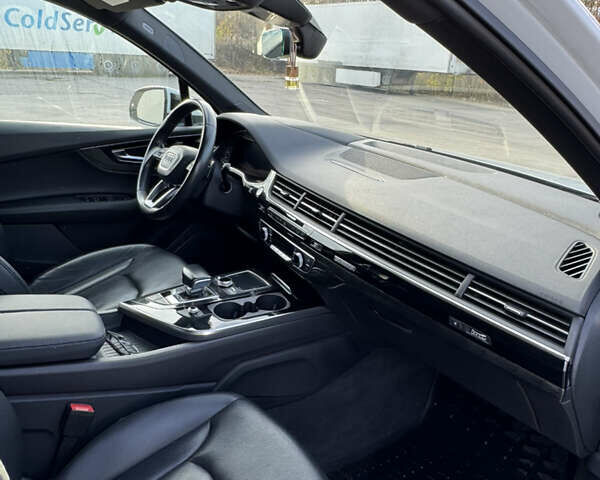Белый Ауди Ку 7, объемом двигателя 3 л и пробегом 192 тыс. км за 28000 $, фото 16 на Automoto.ua