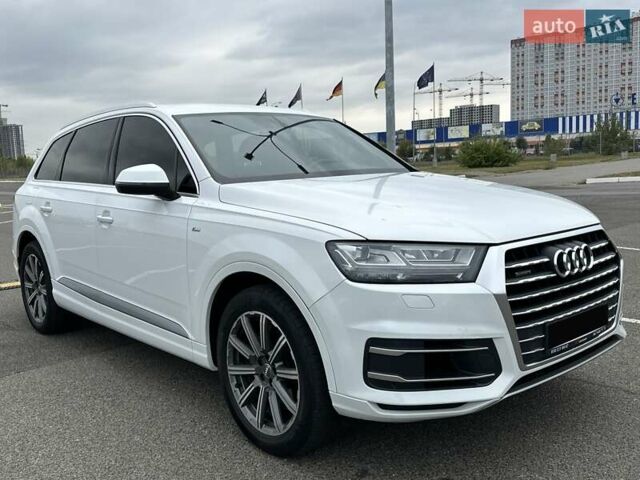Білий Ауді Ку 7, об'ємом двигуна 2.97 л та пробігом 145 тис. км за 39555 $, фото 6 на Automoto.ua